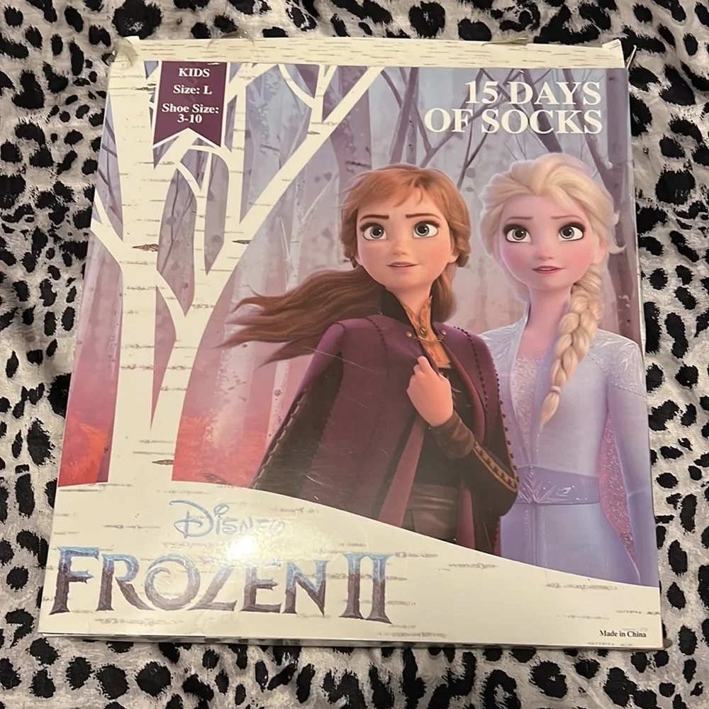 🆑FINAL PRICE‼️ 7 Frozen 2 socks kids L crew, quarter, and no show